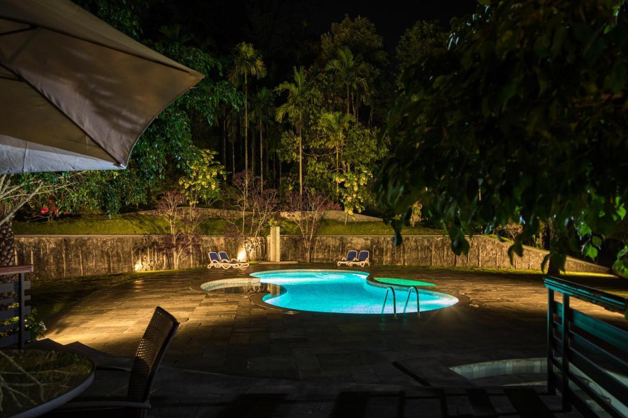 The Woods Resorts Wayanad Sultan Bathery Exterior photo